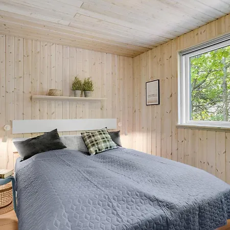 Ferienhaus Pet Friendly In With Kitchen *