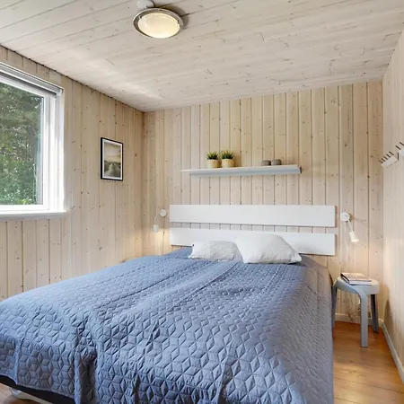 Holiday home Pet Friendly In With Kitchen *